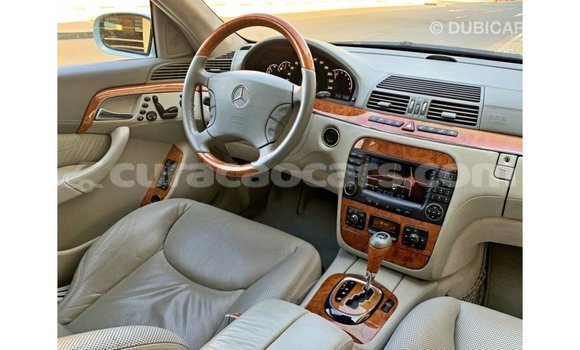 Buy Import Mercedes-Benz 200 Blue Car in Import - Dubai in Curacao Buy Import Mercedes-Benz 200 Blue Car in Import - Dubai in Curacao