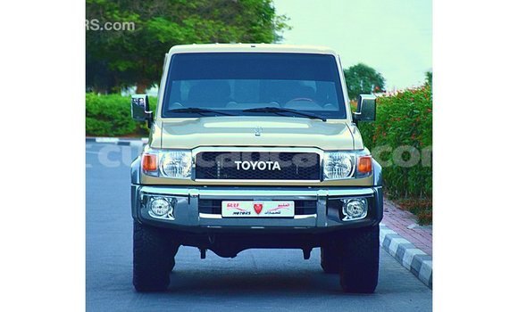 Buy Import Toyota Land Cruiser Beige Car in Import - Dubai in Curacao Buy Import Toyota Land Cruiser Beige Car in Import - Dubai in Curacao
