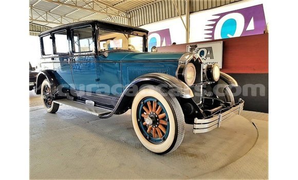 Buy Import Buick Electra Blue Car in Import - Dubai in Curacao