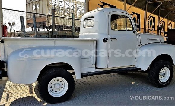 Buy Import Ford Club Wagon White Car in Import - Dubai in Curacao Buy Import Ford Club Wagon White Car in Import - Dubai in Curacao