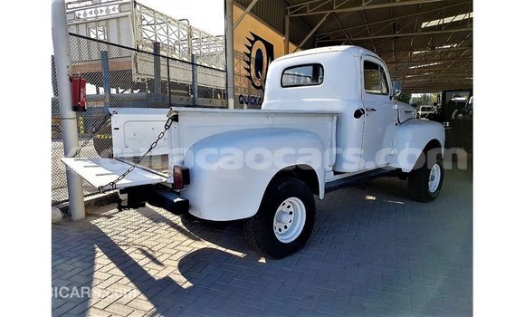 Buy Import Ford Club Wagon White Car in Import - Dubai in Curacao Buy Import Ford Club Wagon White Car in Import - Dubai in Curacao