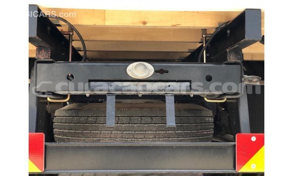 Buy Import Mitsubishi Carisma White Car in Import - Dubai in Curacao Buy Import Mitsubishi Carisma White Car in Import - Dubai in Curacao