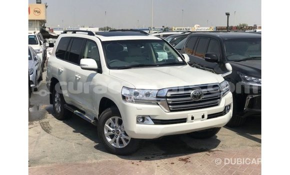 Buy Import Toyota Land Cruiser White Car in Import - Dubai in Curacao Buy Import Toyota Land Cruiser White Car in Import - Dubai in Curacao