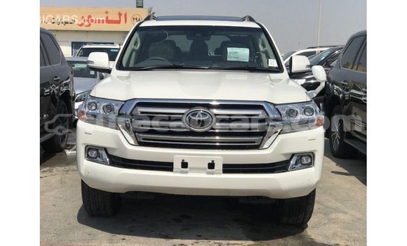 Buy Import Toyota Land Cruiser White Car in Import - Dubai in Curacao Buy Import Toyota Land Cruiser White Car in Import - Dubai in Curacao