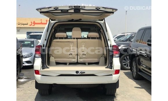 Buy Import Toyota Land Cruiser White Car in Import - Dubai in Curacao Buy Import Toyota Land Cruiser White Car in Import - Dubai in Curacao