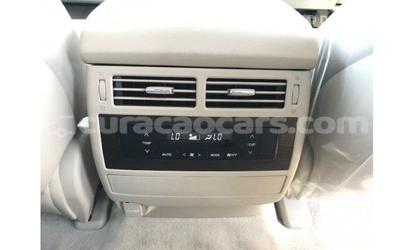 Buy Import Toyota Land Cruiser White Car in Import - Dubai in Curacao Buy Import Toyota Land Cruiser White Car in Import - Dubai in Curacao