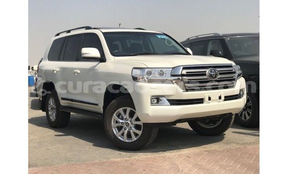 Buy Import Toyota Land Cruiser White Car in Import - Dubai in Curacao Buy Import Toyota Land Cruiser White Car in Import - Dubai in Curacao