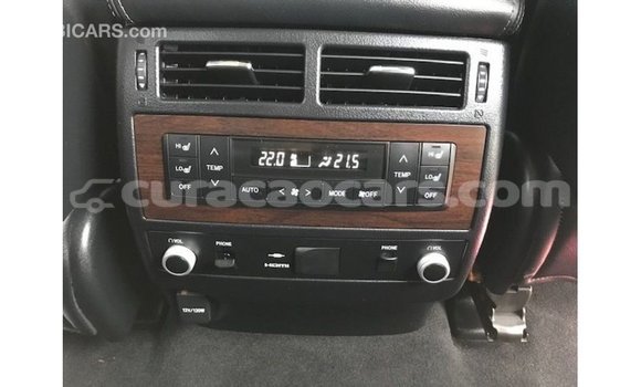 Buy Import Toyota Land Cruiser White Car in Import - Dubai in Curacao Buy Import Toyota Land Cruiser White Car in Import - Dubai in Curacao