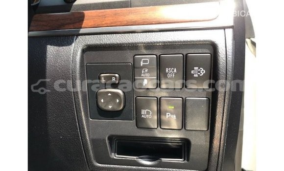 Buy Import Toyota Land Cruiser White Car in Import - Dubai in Curacao Buy Import Toyota Land Cruiser White Car in Import - Dubai in Curacao