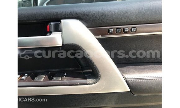 Buy Import Toyota Land Cruiser White Car in Import - Dubai in Curacao Buy Import Toyota Land Cruiser White Car in Import - Dubai in Curacao