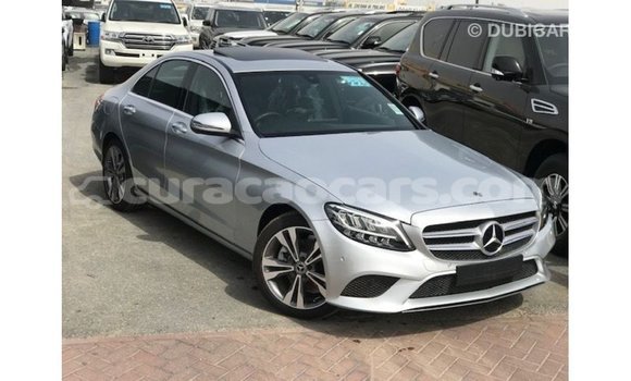 Buy Import Mercedes-Benz 200 Other Car in Import - Dubai in Curacao Buy Import Mercedes-Benz 200 Other Car in Import - Dubai in Curacao