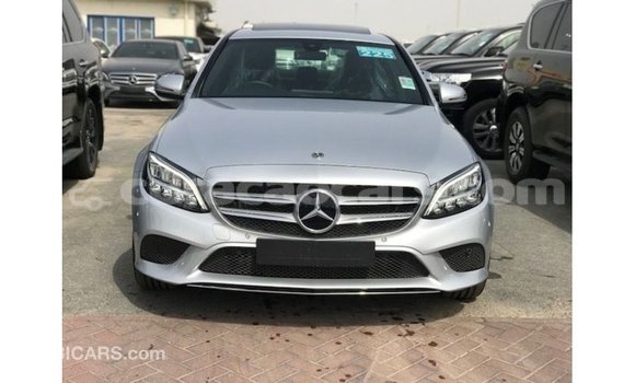 Buy Import Mercedes-Benz 200 Other Car in Import - Dubai in Curacao Buy Import Mercedes-Benz 200 Other Car in Import - Dubai in Curacao