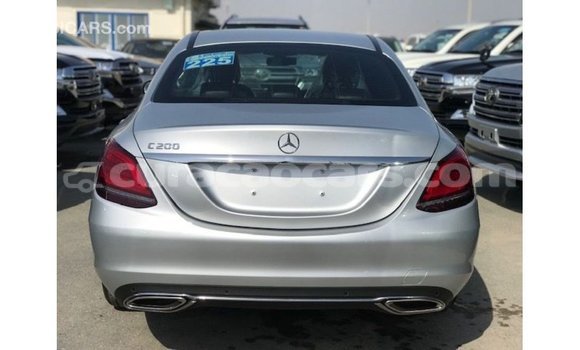 Buy Import Mercedes-Benz 200 Other Car in Import - Dubai in Curacao Buy Import Mercedes-Benz 200 Other Car in Import - Dubai in Curacao