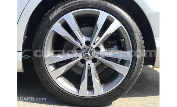 Buy Import Mercedes-Benz 200 Other Car in Import - Dubai in Curacao Buy Import Mercedes-Benz 200 Other Car in Import - Dubai in Curacao