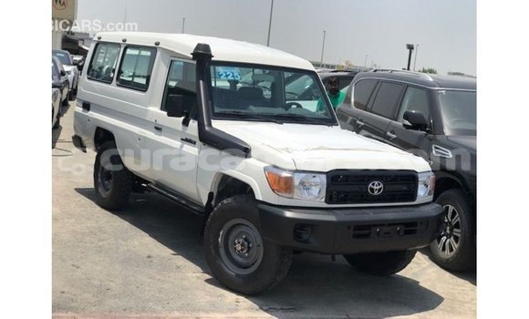 Buy Import Toyota Land Cruiser White Car in Import - Dubai in Curacao Buy Import Toyota Land Cruiser White Car in Import - Dubai in Curacao