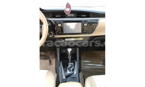 Buy Import Toyota Corolla White Car in Import - Dubai in Curacao Buy Import Toyota Corolla White Car in Import - Dubai in Curacao