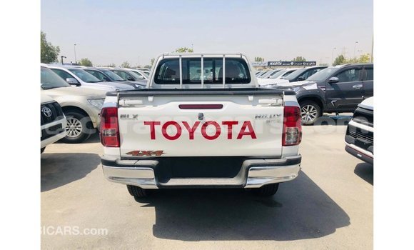 Buy Import Toyota Hilux White Car in Import - Dubai in Curacao Buy Import Toyota Hilux White Car in Import - Dubai in Curacao
