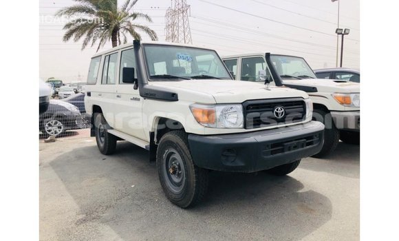 Buy Import Toyota Land Cruiser White Car in Import - Dubai in Curacao Buy Import Toyota Land Cruiser White Car in Import - Dubai in Curacao