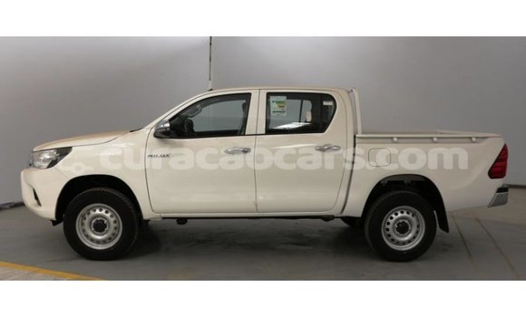 Buy Import Toyota Hilux White Car in Import - Dubai in Curacao Buy Import Toyota Hilux White Car in Import - Dubai in Curacao