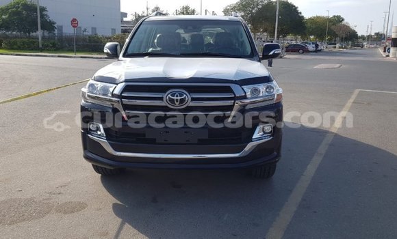 Buy Import Toyota Land Cruiser Black Car in Import - Dubai in Curacao