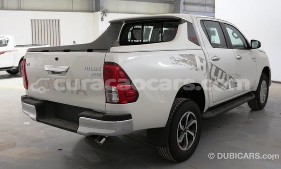 Buy Import Toyota Hilux White Car in Import - Dubai in Curacao Buy Import Toyota Hilux White Car in Import - Dubai in Curacao