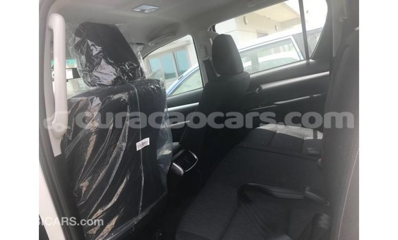 Buy Import Toyota Hilux White Car in Import - Dubai in Curacao Buy Import Toyota Hilux White Car in Import - Dubai in Curacao