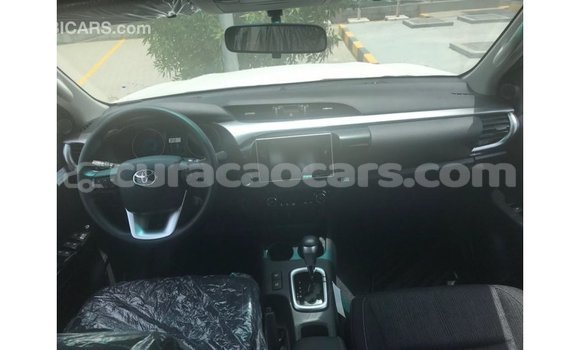 Buy Import Toyota Hilux White Car in Import - Dubai in Curacao Buy Import Toyota Hilux White Car in Import - Dubai in Curacao