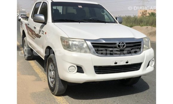 Buy Import Toyota Hilux White Car in Import - Dubai in Curacao Buy Import Toyota Hilux White Car in Import - Dubai in Curacao