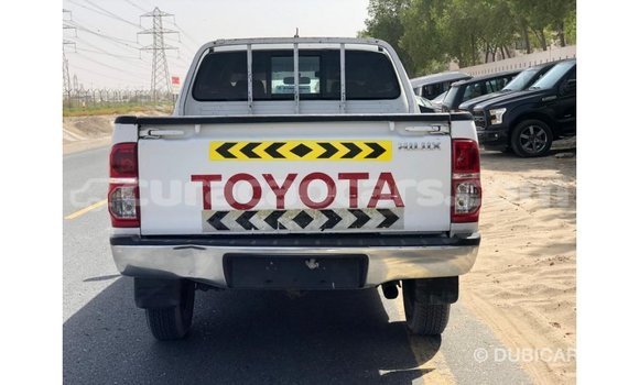 Buy Import Toyota Hilux White Car in Import - Dubai in Curacao Buy Import Toyota Hilux White Car in Import - Dubai in Curacao