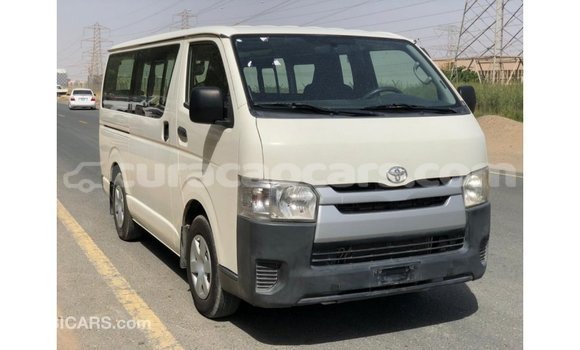Buy Import Toyota Hiace White Car in Import - Dubai in Curacao Buy Import Toyota Hiace White Car in Import - Dubai in Curacao