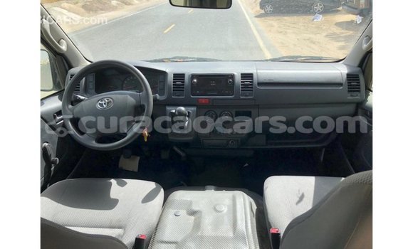 Buy Import Toyota Hiace White Car in Import - Dubai in Curacao Buy Import Toyota Hiace White Car in Import - Dubai in Curacao