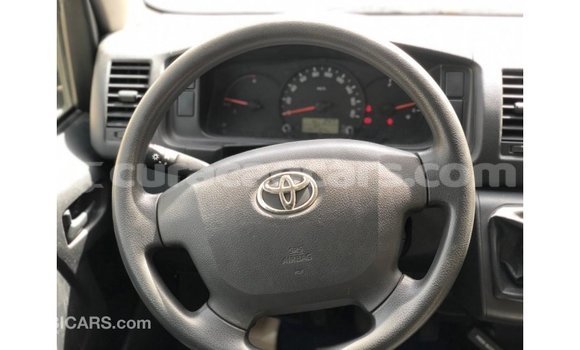 Buy Import Toyota Hiace White Car in Import - Dubai in Curacao Buy Import Toyota Hiace White Car in Import - Dubai in Curacao