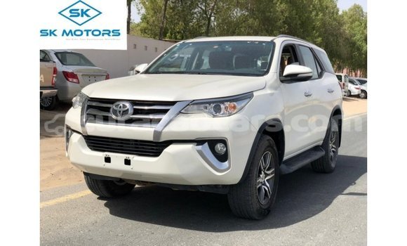 Buy Import Toyota Fortuner White Car in Import - Dubai in Curacao