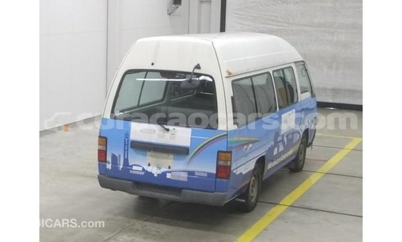 Buy Import Nissan Caravan White Car in Import - Dubai in Curacao Buy Import Nissan Caravan White Car in Import - Dubai in Curacao