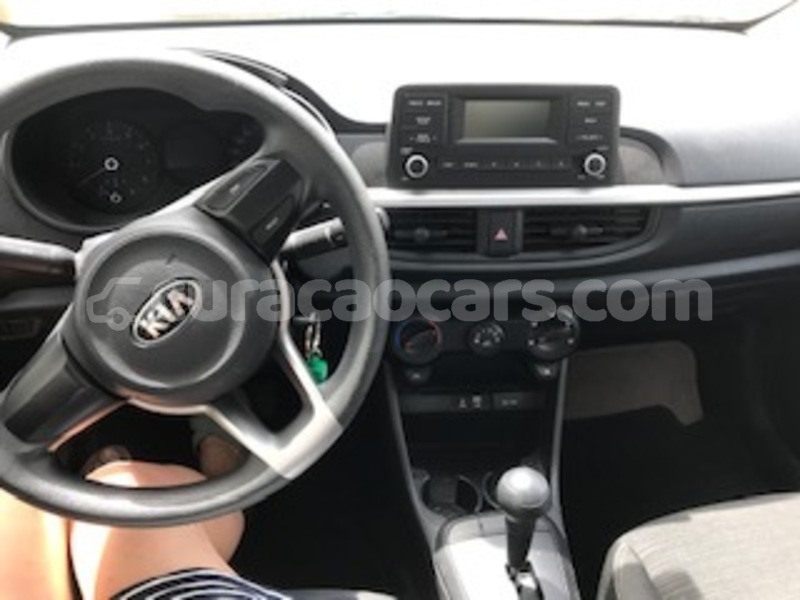 Big with watermark kia picanto curacao barber 3780