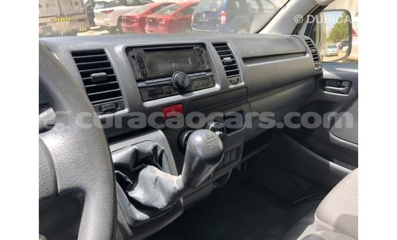 Buy Import Toyota Hiace White Car in Import - Dubai in Curacao Buy Import Toyota Hiace White Car in Import - Dubai in Curacao