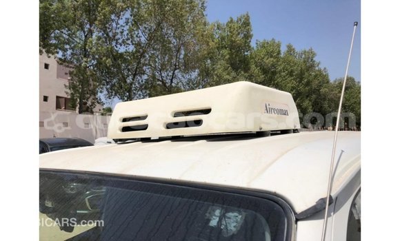 Buy Import Toyota Hiace White Car in Import - Dubai in Curacao Buy Import Toyota Hiace White Car in Import - Dubai in Curacao