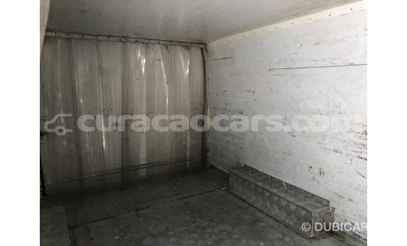 Buy Import Toyota Hiace White Car in Import - Dubai in Curacao Buy Import Toyota Hiace White Car in Import - Dubai in Curacao