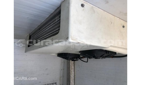 Buy Import Toyota Hiace White Car in Import - Dubai in Curacao Buy Import Toyota Hiace White Car in Import - Dubai in Curacao