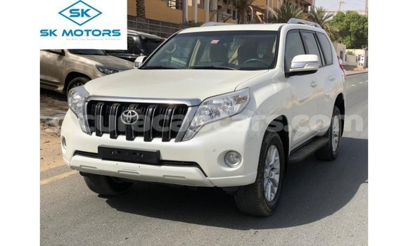 Buy Import Toyota Prado White Car in Import - Dubai in Curacao