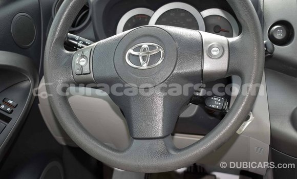 Buy Import Toyota HiAce White Truck in Import - Dubai in Curacao Buy Import Toyota HiAce White Truck in Import - Dubai in Curacao