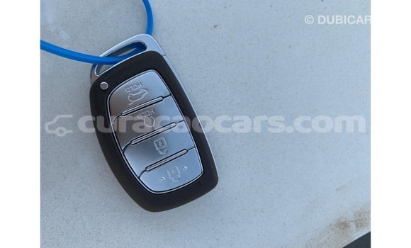 Buy Import Hyundai Tucson White Car in Import - Dubai in Curacao Buy Import Hyundai Tucson White Car in Import - Dubai in Curacao
