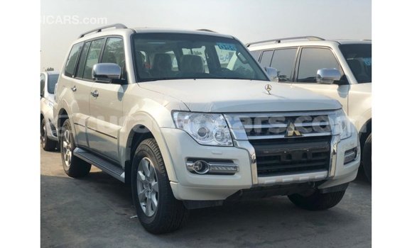 Buy Import Mitsubishi Pajero Black Car in Import - Dubai in Curacao Buy Import Mitsubishi Pajero Black Car in Import - Dubai in Curacao