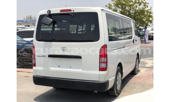 Buy Import Toyota Hiace White Car in Import - Dubai in Curacao Buy Import Toyota Hiace White Car in Import - Dubai in Curacao