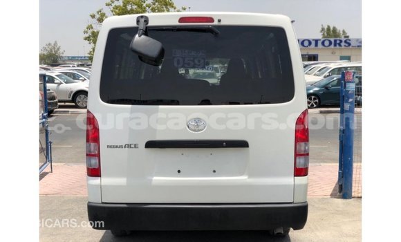Buy Import Toyota Hiace White Car in Import - Dubai in Curacao Buy Import Toyota Hiace White Car in Import - Dubai in Curacao