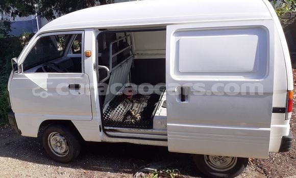 Buy Used Maruti Omni White Car in Barber in Curacao Buy Used Maruti Omni White Car in Barber in Curacao