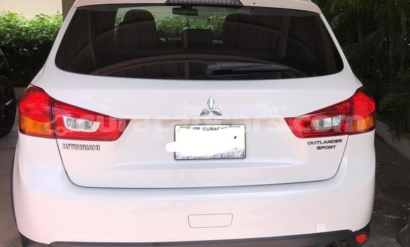 Buy Used Mitsubishi Outlander White Car in Barber in Curacao Buy Used Mitsubishi Outlander White Car in Barber in Curacao