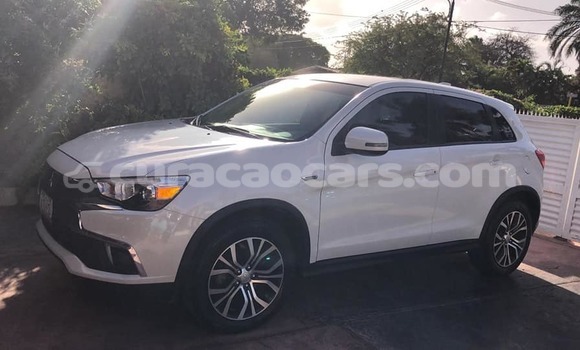 Buy Used Mitsubishi Outlander White Car in Barber in Curacao Buy Used Mitsubishi Outlander White Car in Barber in Curacao