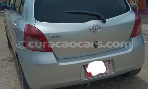 Buy Used Toyota Vitz Silver Car in Barber in Curacao Buy Used Toyota Vitz Silver Car in Barber in Curacao
