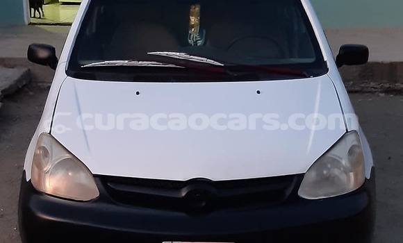 Buy Used Toyota Yaris White Car in Barber in Curacao Buy Used Toyota Yaris White Car in Barber in Curacao